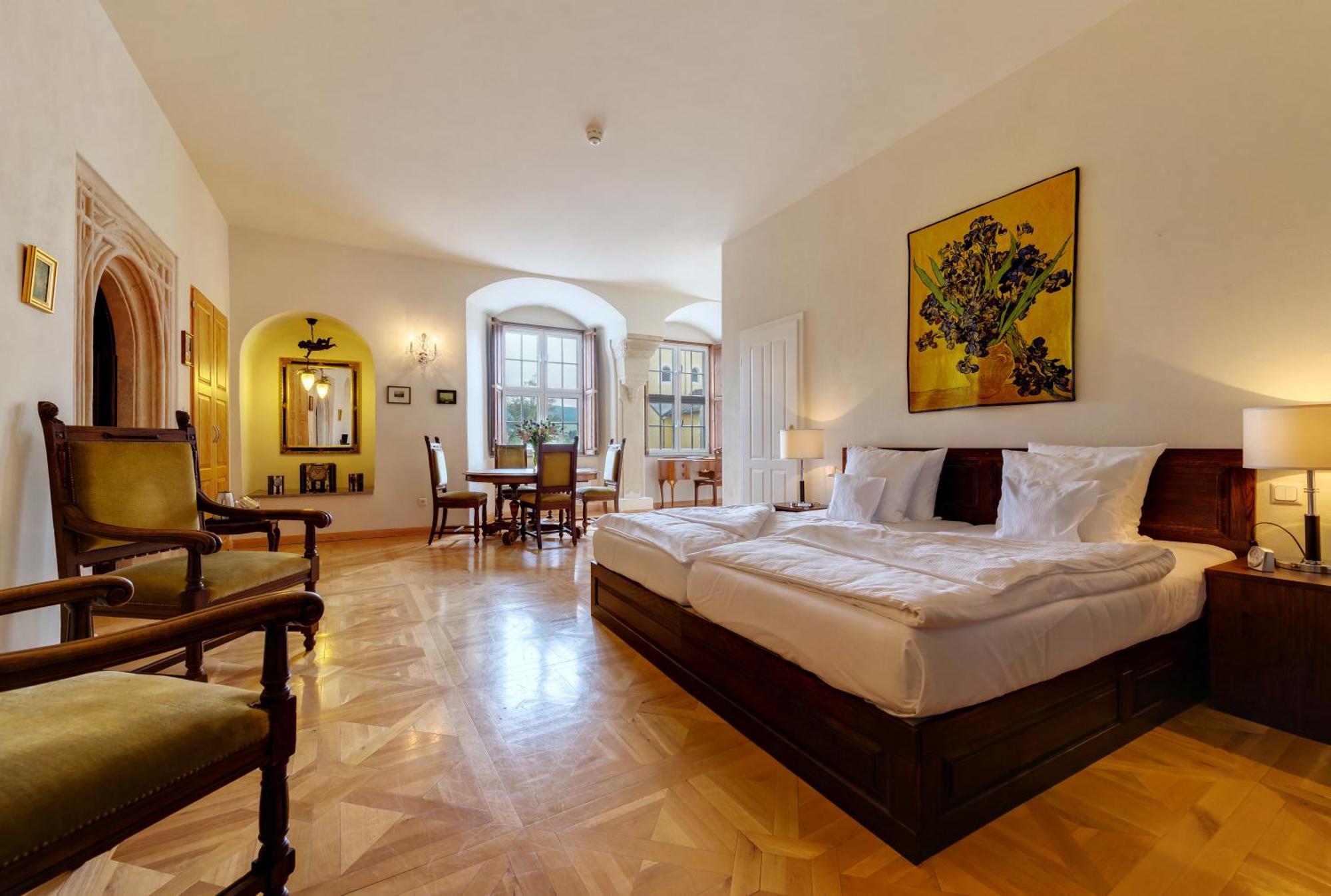 Schloss Purschenstein Neuhausen  Room photo